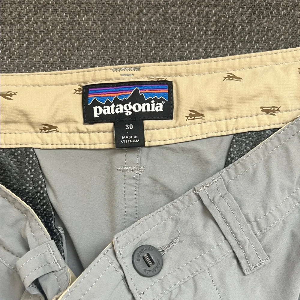 Patagonia Men's Light Gray Flat Front Shorts